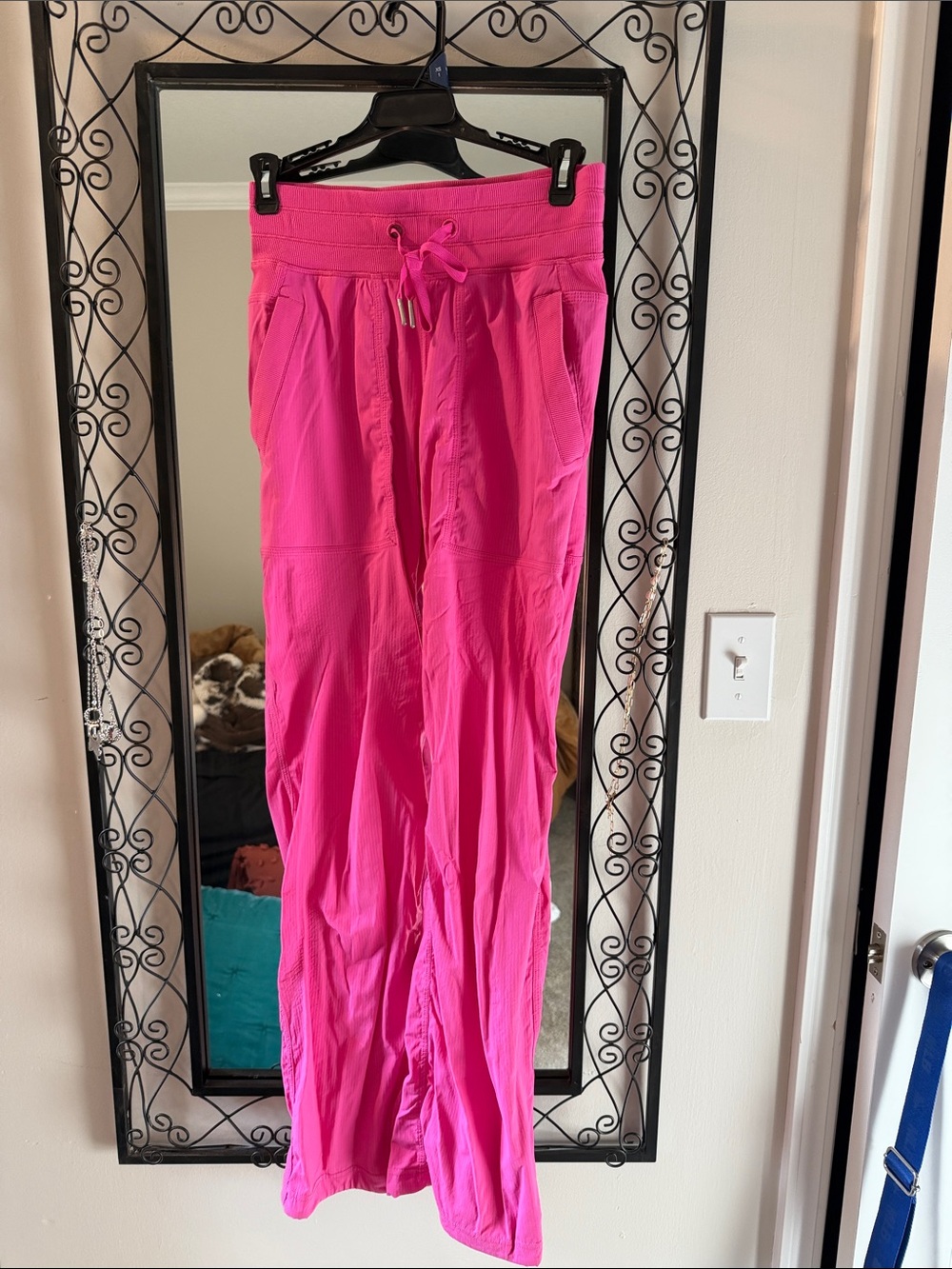 Women’s lululemon dance studio' Bright Pink Drawstring Pants